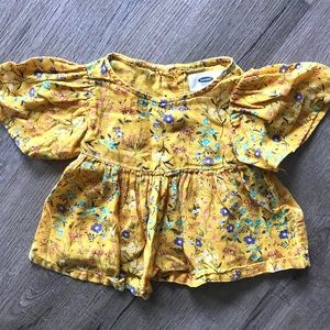 Old navy and Jessica Simpson 12-18 month tops